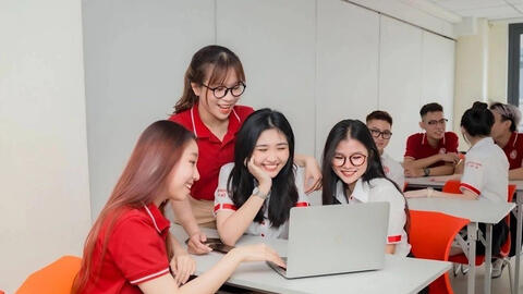 Lần đầu tiên có quy định về nhà giáo hợp đồng toàn thời gian sau nghỉ hưu