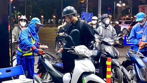 Giá xăng dầu hôm nay 15/4/2026: Thế giới giảm mạnh