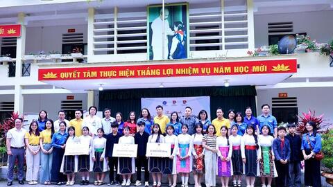 Tuổi trẻ Công Thương tiếp sức học sinh vùng cao Mèo Vạc
