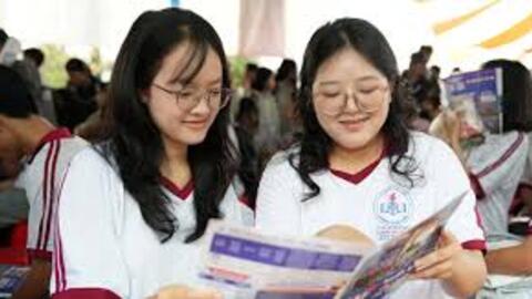 Nhìn lại 5 năm Kỳ thi tốt nghiệp THPT (2021 - 2025): Ngoại ngữ không thể đối sánh theo cách cũ