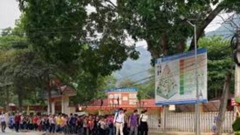 Lập 'luồng xanh' an toàn cho học sinh vùng cao đến lớp