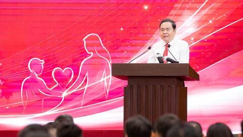 Chủ tịch Quốc hội: Hoàn thiện chính sách, đảm bảo quyền lợi tốt nhất cho người hiến máu