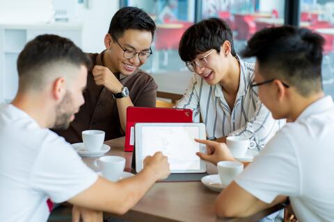 Việt Nam đang là “sân chơi” lớn cho marketer kỹ thuật số