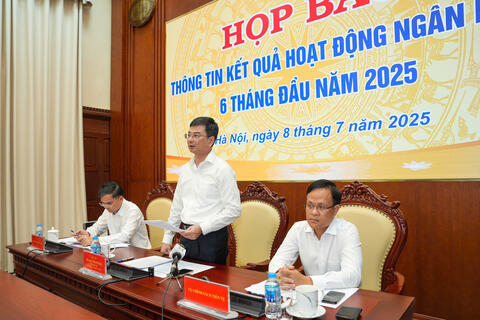 Tín dụng đã tăng gần 10% sau 6 tháng đầu năm 2025