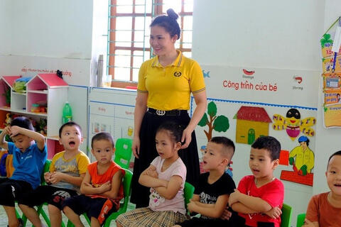Phổ cập giáo dục mầm non cho trẻ 3 - 5 tuổi: Ưu tiên cho vùng khó