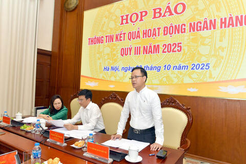 Tín dụng tăng trưởng mạnh, hỗ trợ mục tiêu kinh tế năm 2025