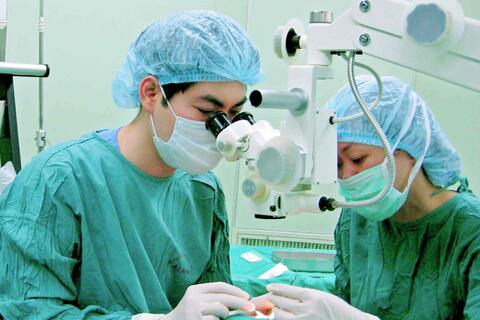 Giảm gánh nặng cho người bệnh nhờ liên thông xét nghiệm