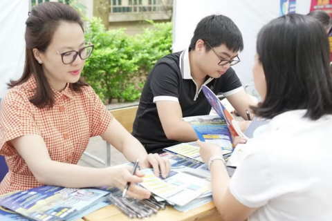 Ngày hội hướng nghiệp 'tiếp sức' học sinh trước mùa tuyển sinh 2026