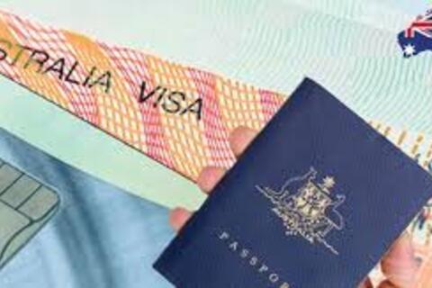Australia thu lời nhờ... từ chối visa du học