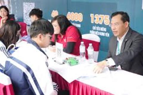 Tư vấn tuyển sinh: Lựa chọn ngành nghề kinh tế mới trong kỷ nguyên vươn mình