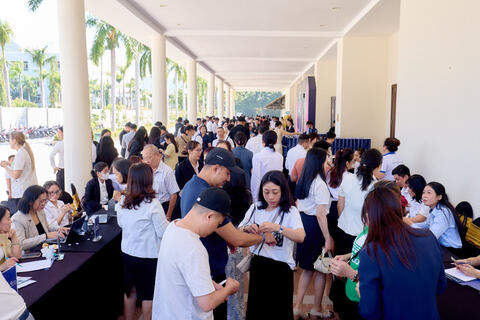 Ra mắt tháp căn hộ Sun Group Nha Trang: "Trái tim" của đảo lễ hội thuộc Charmora City