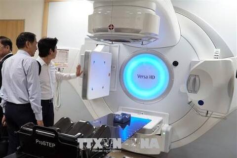 Ứng dụng năng lượng nguyên tử để phát triển nền y học hiện đại​