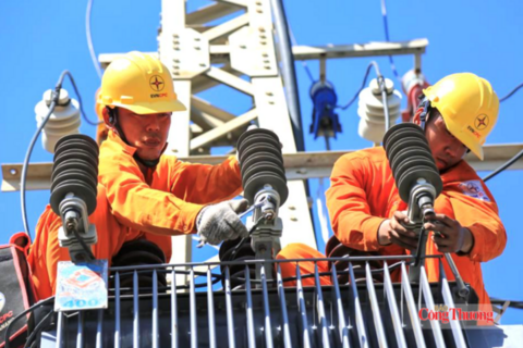 Thủ tướng yêu cầu hoàn thiện 17 dự án luật trình Quốc hội trước 20/8