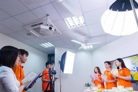 Mô hình giúp sinh viên thực hành thương mại điện tử xuyên biên giới