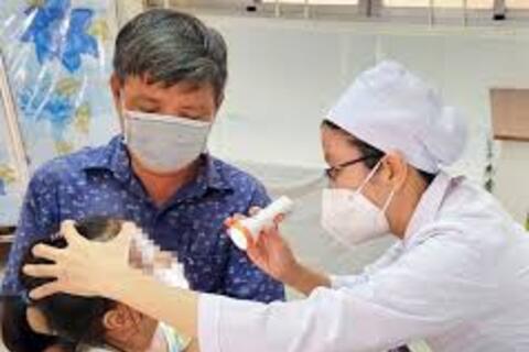 Bảo vệ sức khỏe khi thời tiết chuyển mùa