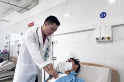 Bác sĩ Đà Nẵng cứu sống nam thanh niên bị lóc động mạch chủ, nguy cơ tử vong cao