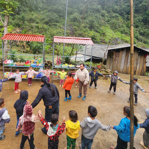 Linh hoạt nhiều giải pháp khắc phục tình trạng thiếu giáo viên