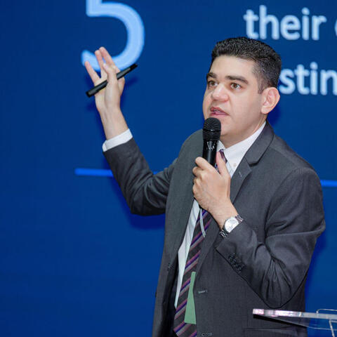 Thay đổi cách dạy và học ngoại ngữ trong kỷ nguyên công nghệ