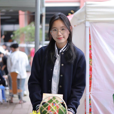 Học sinh Hà Nội thích thú với trải nghiệm đón Tết cổ truyền