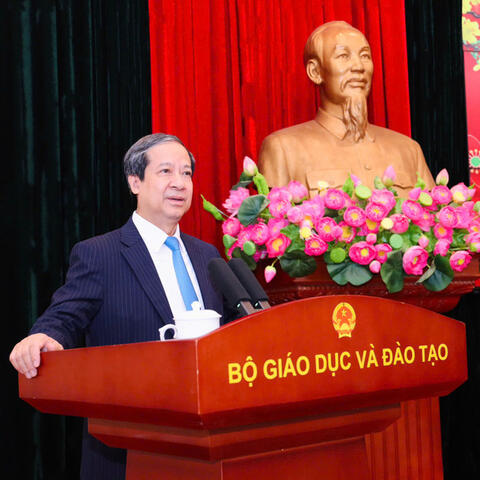 Bộ GD&ĐT gặp mặt, chúc Tết đầu xuân