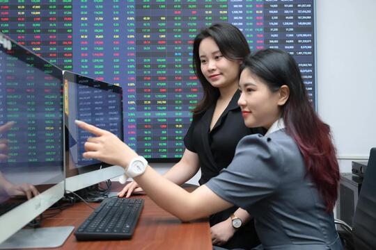 Đẩy mạnh phát triển khoa học, công nghệ và chuyển đổi số ngành Tài chính năm 2026