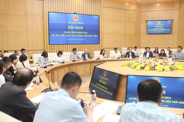 Các chuyên gia, doanh nghiệp góp ý Luật Giao dịch hàng hóa phái sinh