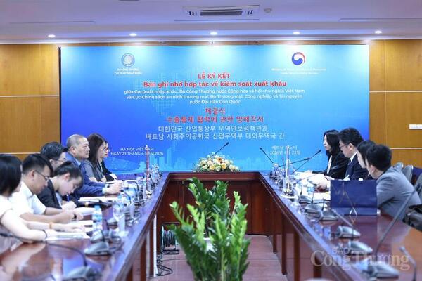 Lễ ký kết Bản ghi nhớ hợp tác về kiểm soát xuất khẩu