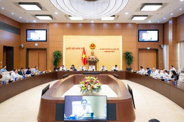 UBTVQH cho ý kiến việc giải trình, tiếp thu, chỉnh lý dự thảo Luật sửa đổi, bổ sung 3 dự án luật thuộc lĩnh vực ngân hàng