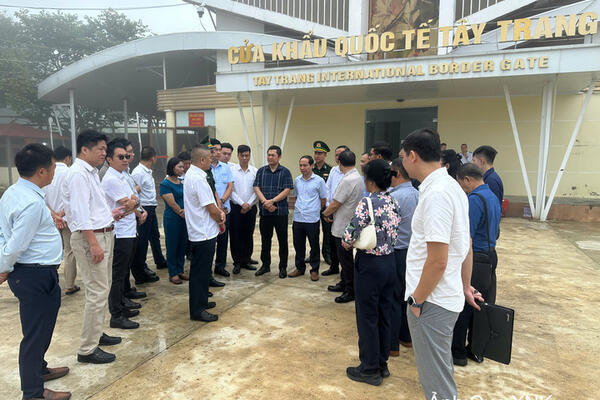 Việt Nam - Lào kiểm tra thực hiện Thỏa thuận Hà Nội 2007