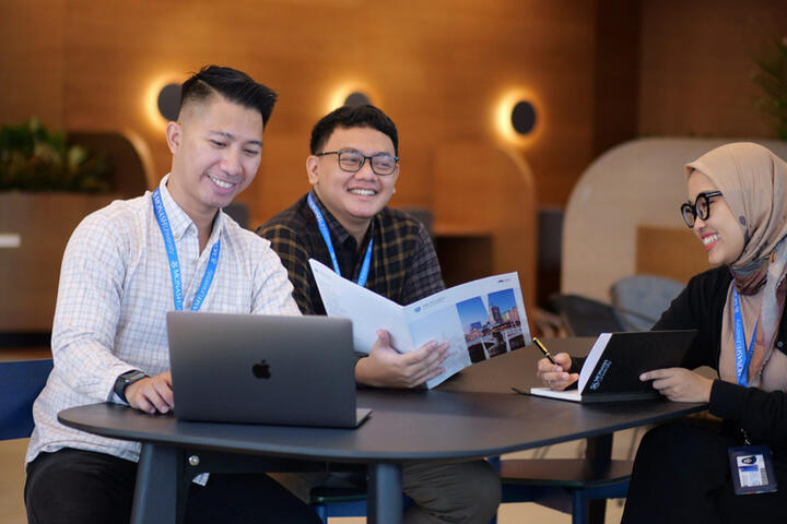 Indonesia: Đầu tư cho giáo dục xuyên quốc gia