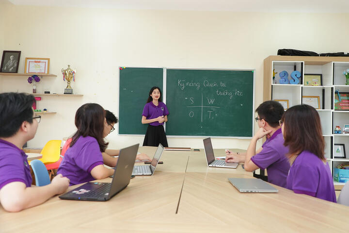 Đề xuất đổi mới trong xây dựng chuẩn nghề nghiệp giảng viên