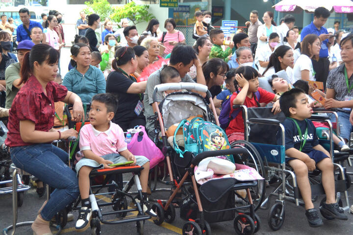 'Thắp sáng ước mơ' cho trẻ mắc bệnh hiếm