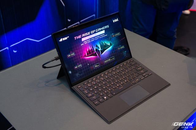 ASUS ROG Flow Z13: Tablet chơi game mạnh nhất thế giới ra mắt tại VN, giá 50 triệu đồng - Ảnh 1.