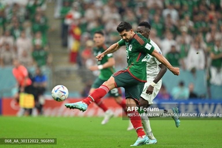 Mexico cần thêm bàn thắng, hoặc Ba Lan nhận thêm bàn thua để vé vào vòng 1/8 thuộc về đại diện đến từ Bắc Mỹ. Ảnh: AFP