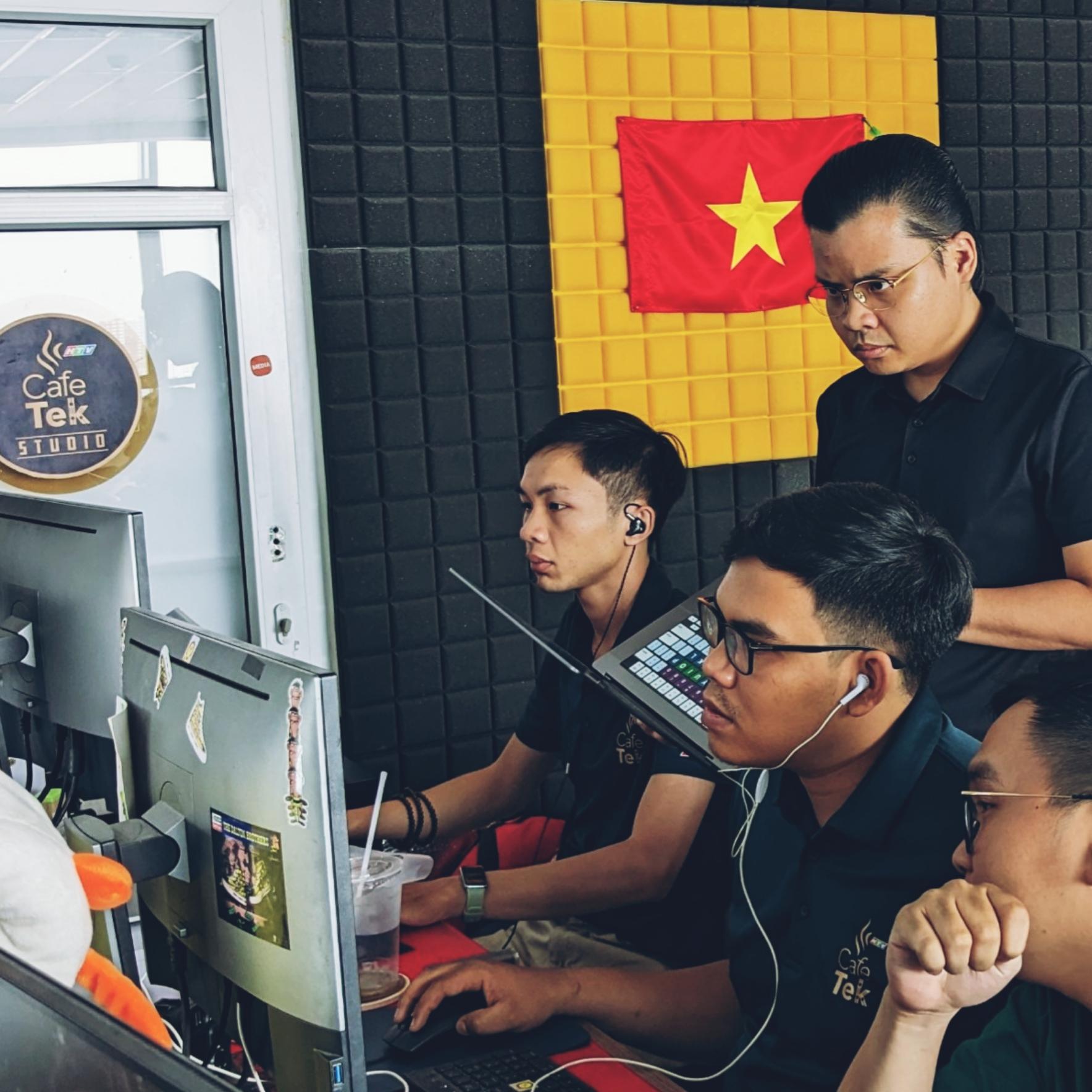 Lần đầu tiên, một phóng sự do ChatGPT viết kịch bản được phát sóng trên truyền hình Việt Nam - Ảnh 8. Lần đầu tiên, một phóng sự do ChatGPT viết kịch bản được phát sóng trên truyền hình Việt Nam - Ảnh 8.
