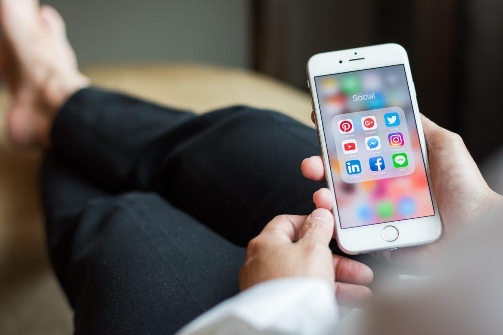 Máy giặt và Internet, thứ nào mới là đã thực sự thay đổi thế giới nhân loại? - Ảnh 8.