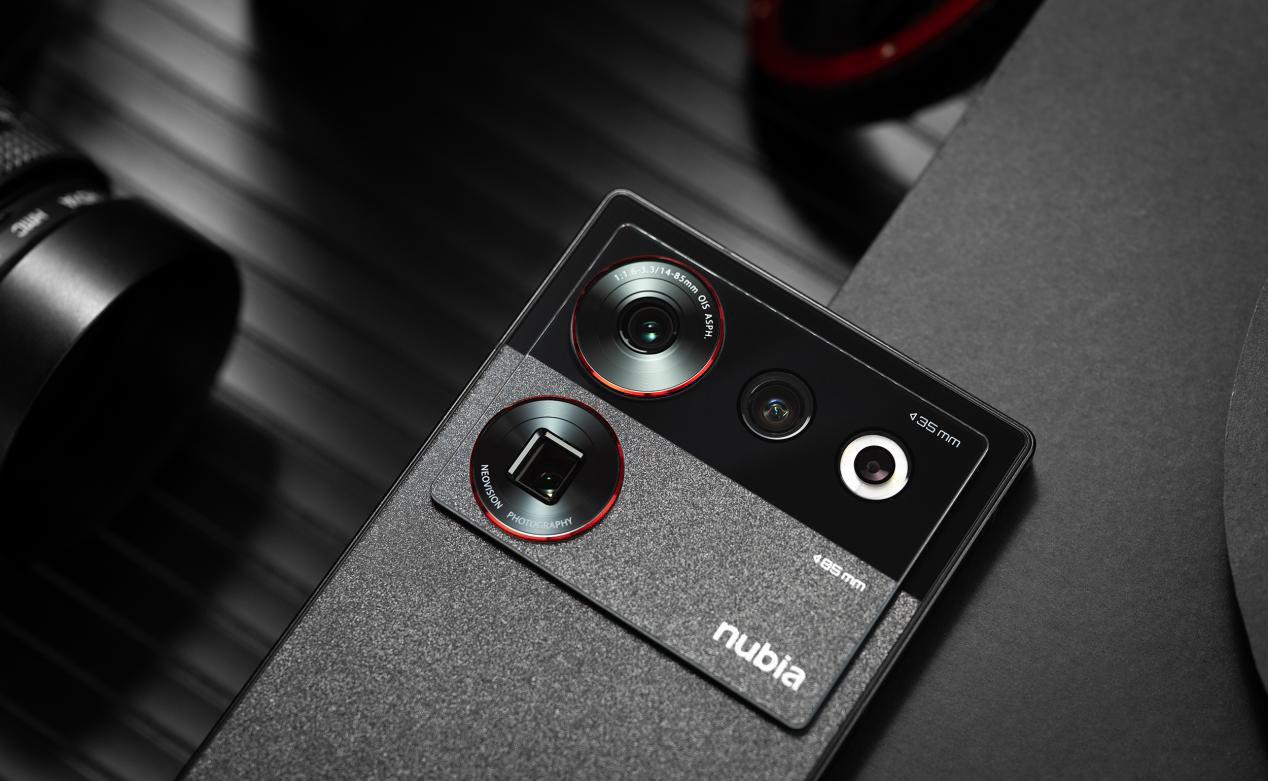 Ra mắt nubia Z50 Ultra: Viền màn hình siêu mỏng, camera selfie ẩn, Snapdragon 8 Gen 2, giá từ 13,6 triệu đồng - Ảnh 2. Ra mắt nubia Z50 Ultra: Viền màn hình siêu mỏng, camera selfie ẩn, Snapdragon 8 Gen 2, giá từ 13,6 triệu đồng - Ảnh 2.