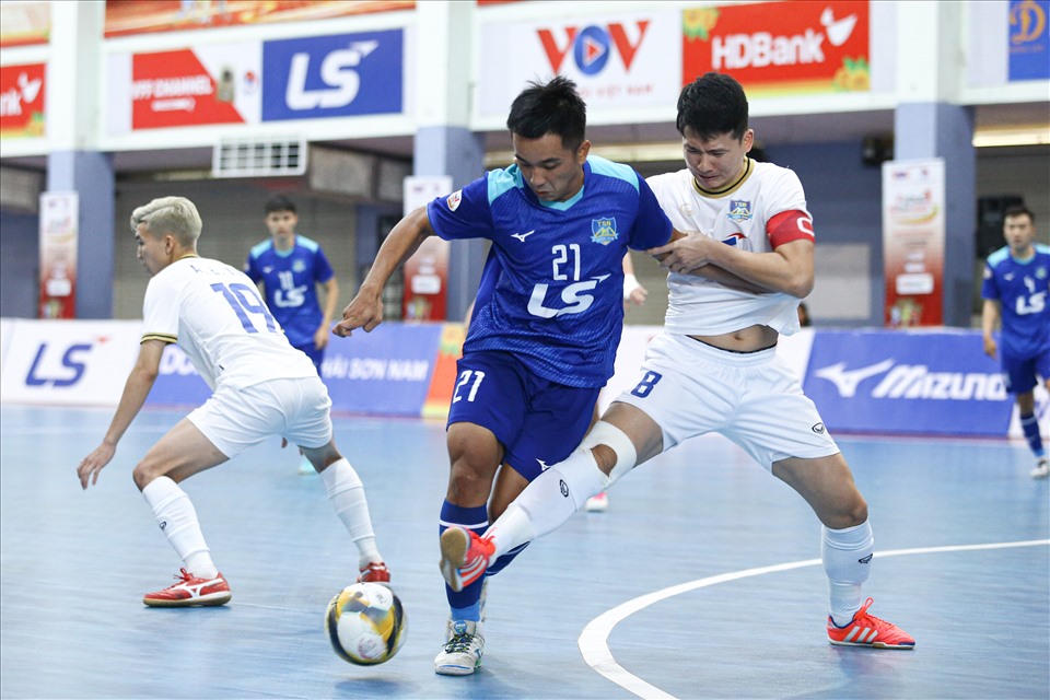 Lượt đi giải futsal HDBank vô địch quốc gia 2023 vẫn còn 3 vòng đấu. Ảnh: VFF