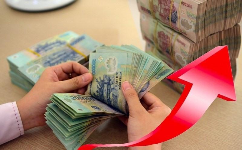 Lãi suất cao chót vót gần 11%: Một ngân hàng là