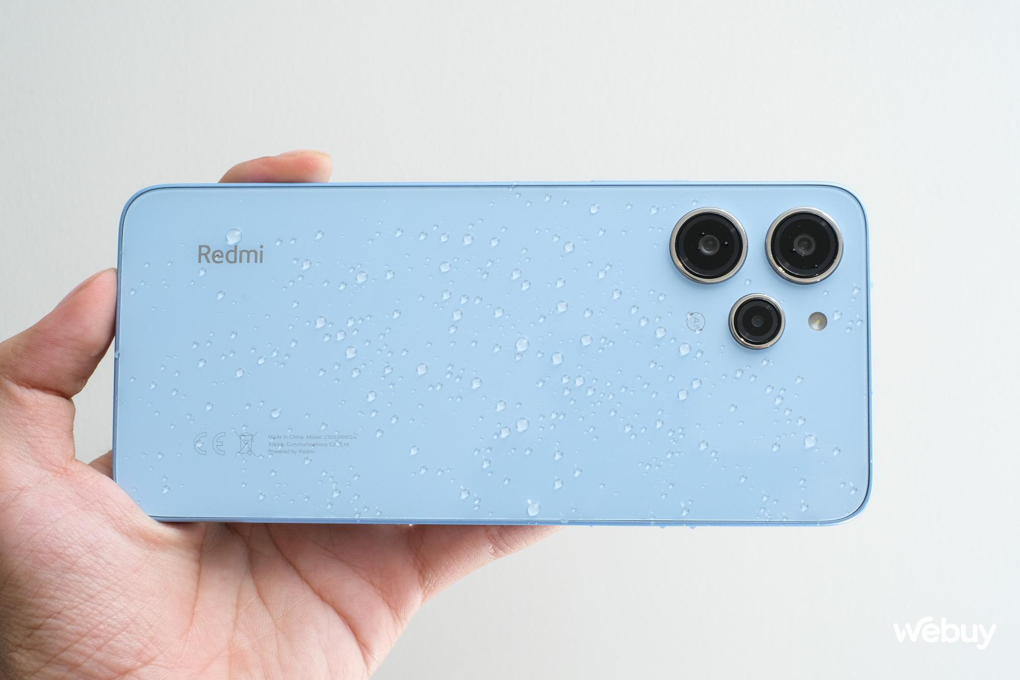 Redmi 12 cán mốc 100.000 máy ra tại Việt Nam: Điện thoại quốc dân là đây chứ đâu! - Ảnh 2.