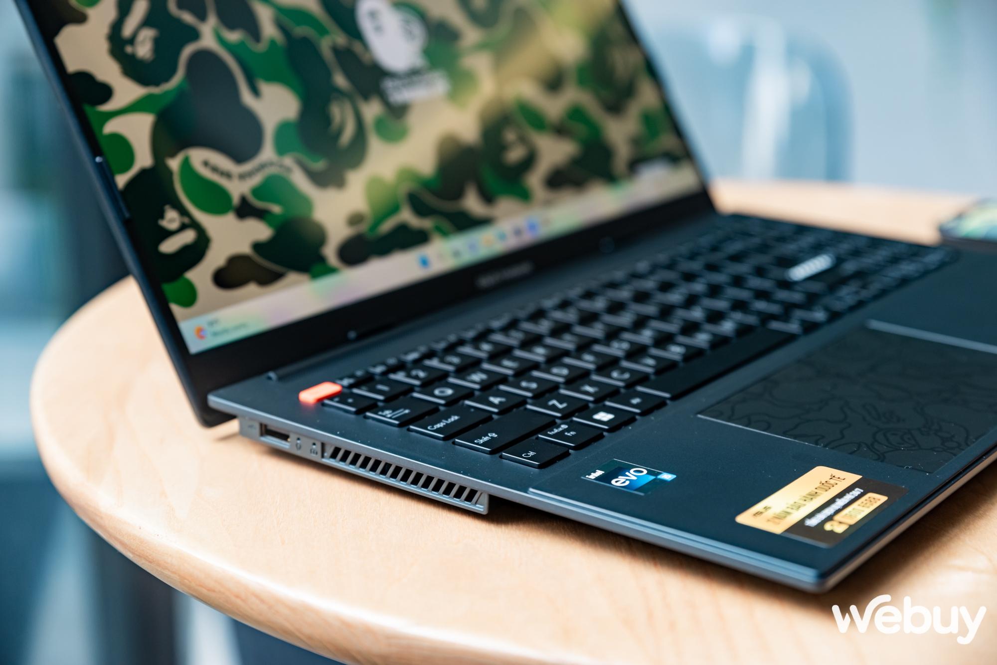 Trên tay ASUS Vivobook S BAPE Edition: Đã đến lúc laptop cũng hợp tác với thời trang? - Ảnh 14.