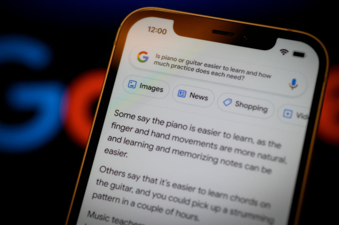 Google, Microsoft chạy đua đưa AI tạo sinh vào công cụ tìm kiếm, đe dọa đẩy một ngành kinh doanh gần 70 tỷ USD đến bờ vực sụp đổ - Ảnh 1.