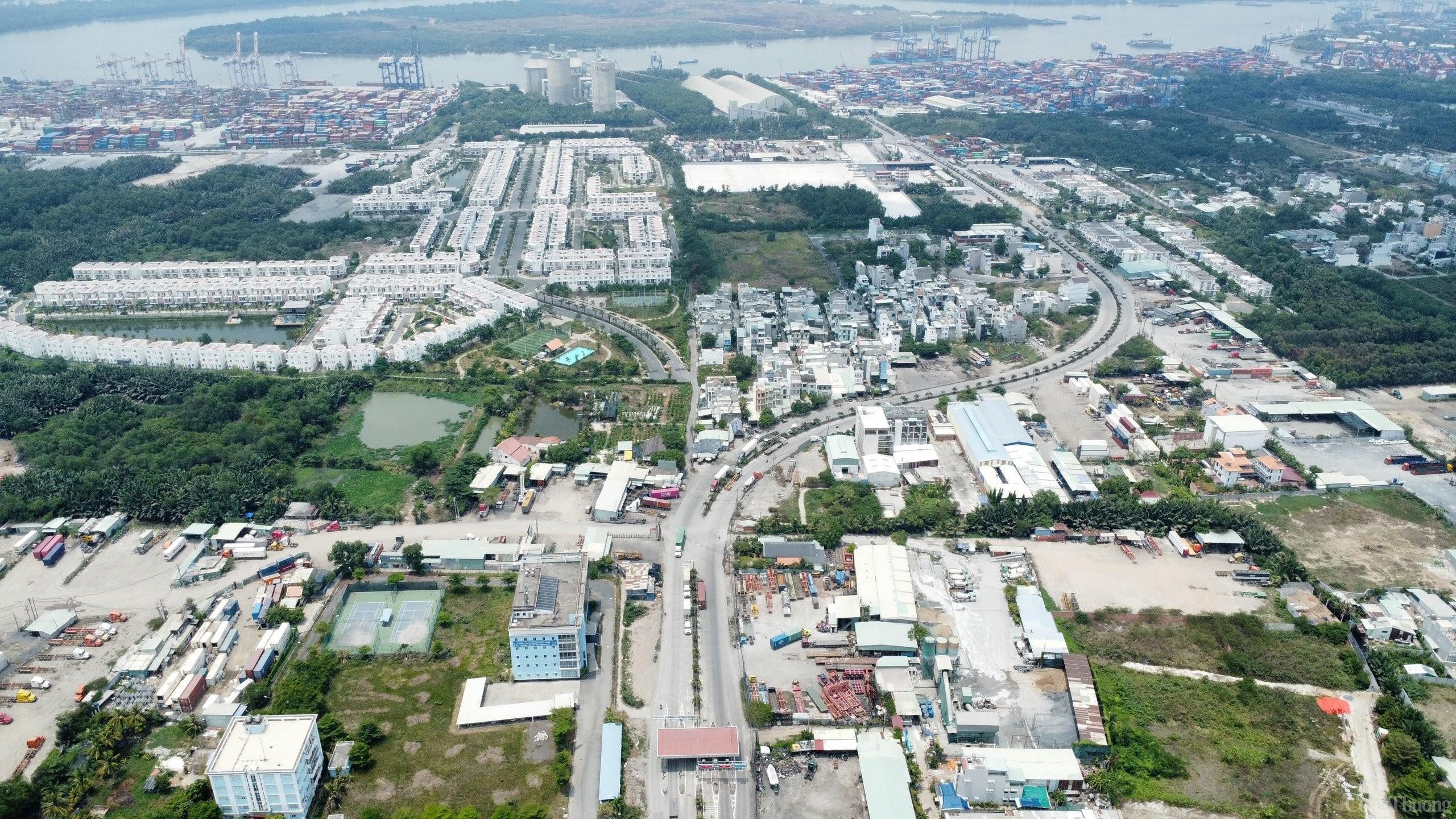 Trạm BOT Phú Hữu: Doanh nghiệp xuất nhập khẩu lo phí chồng phí