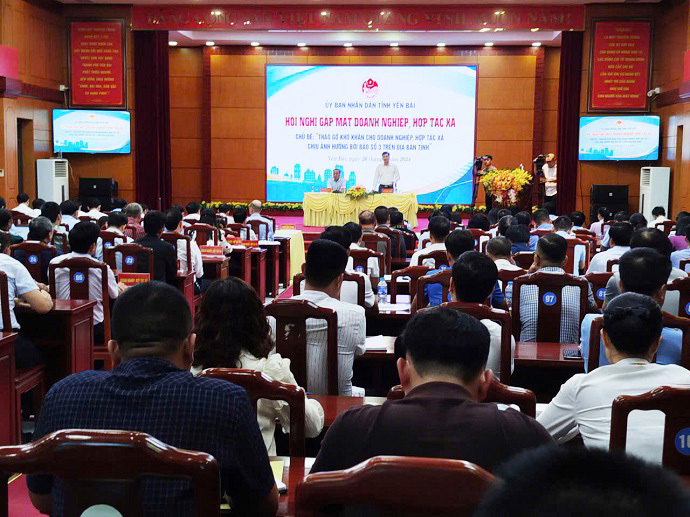 UBND tỉnh Yên Bái tổ chức gặp mặt doanh nghiệp, hợp tác xã chịu ảnh hưởng bởi bão số 3 trên địa bàn Tỉnh.