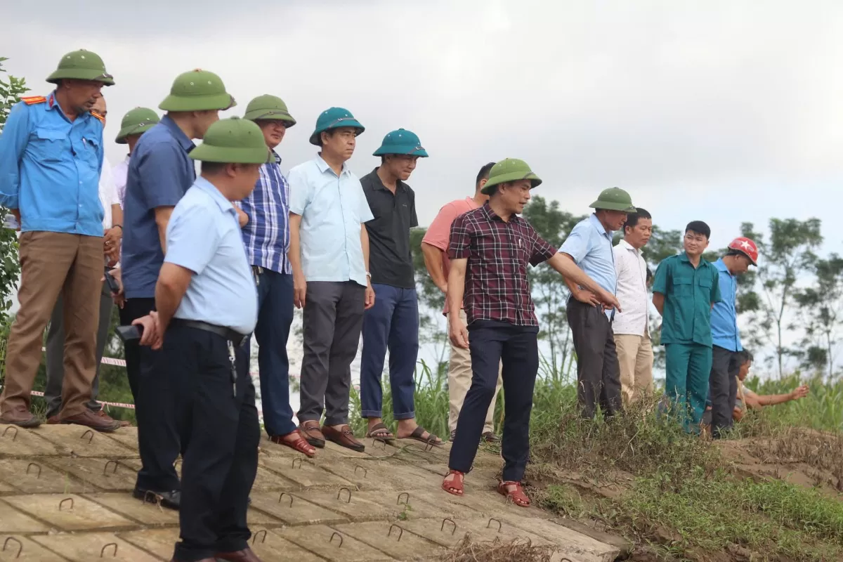 sạt lở đê sạt lở đê