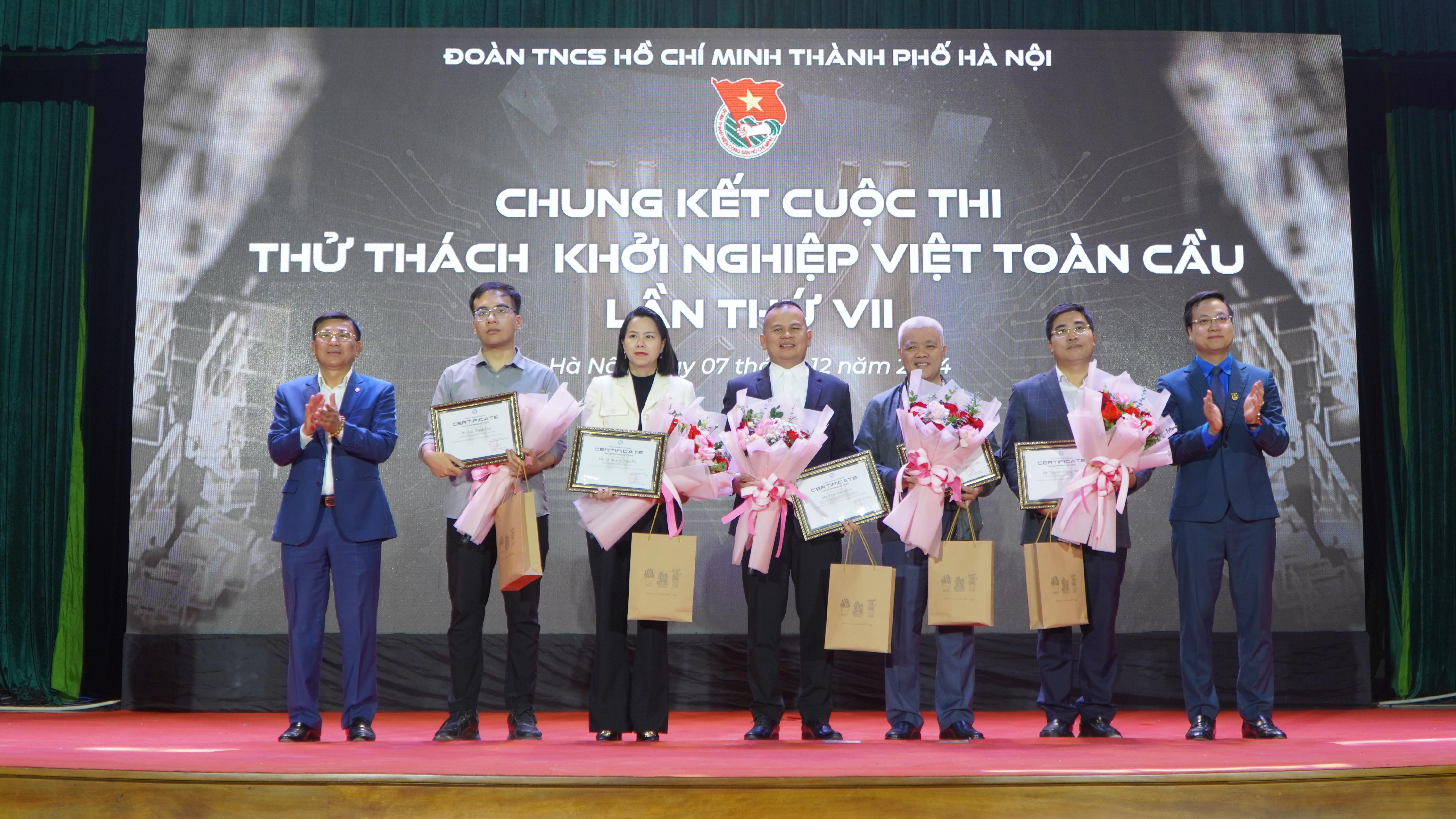 Top 10 nhà khởi nghiệp xuất sắc tranh tài tại Cung Thanh niên