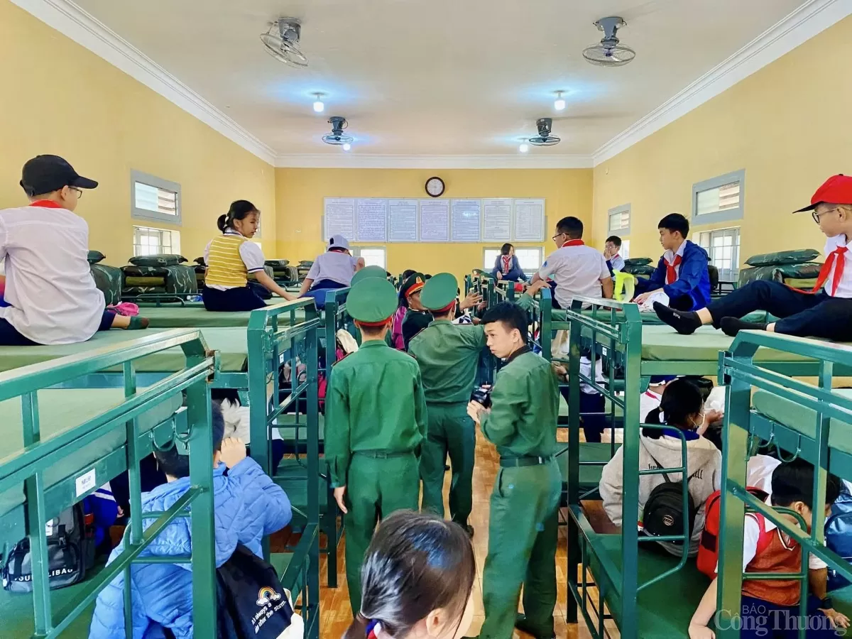 Học sinh Gia Lai hào hứng với nhiều trải nghiệm thú vị khi được hoá thân thành chiến sĩ Gia Lai: Học sinh hào hứng với nhiều trải nghiệm thú vị khi được hoá thân thành chiến sĩ