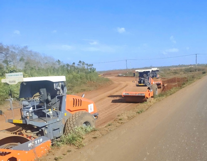 Một dự án giao thông lớn ở địa bàn tỉnh Đắk Lắk đang dần hoàn thiện. Ảnh: Bảo Trung