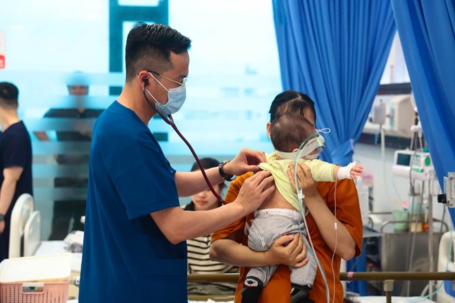 Không điều trị kịp thời, đối tượng nào cũng có nguy cơ diễn biến nặng khi bị sởi