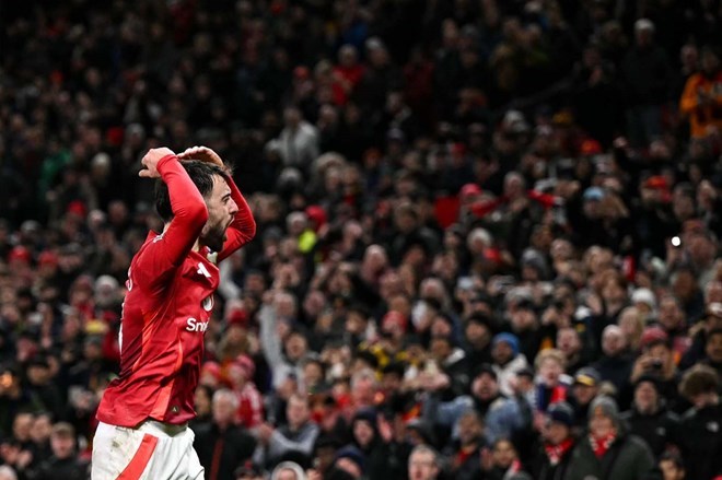 Man United đối mặt với tình thế tiến thoái lưỡng nan về Bruno Fernandes